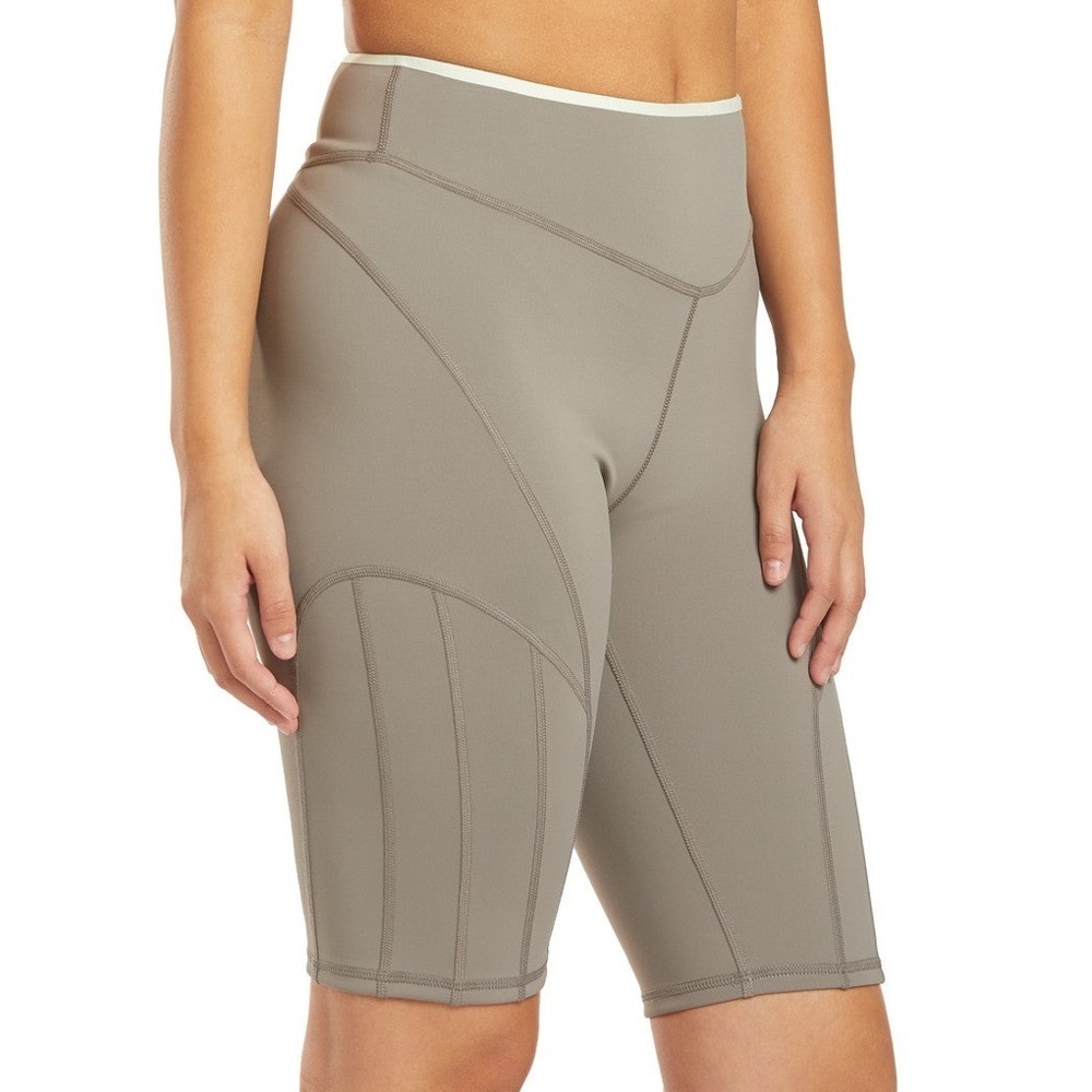 FP MOVEMENT Free People Step Up Yoga Bike Shorts Smokey Quartz Taupe Sz S